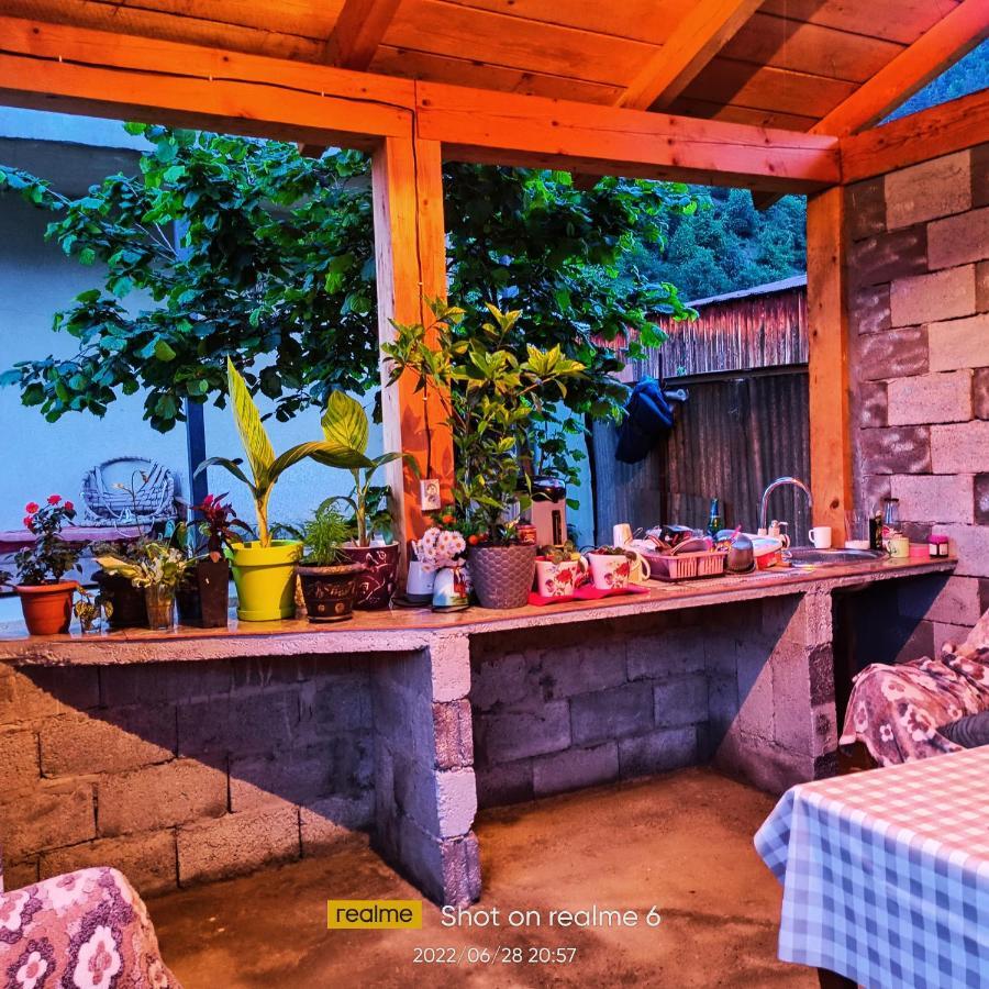 House B&B เมสเตีย ภายนอก รูปภาพ