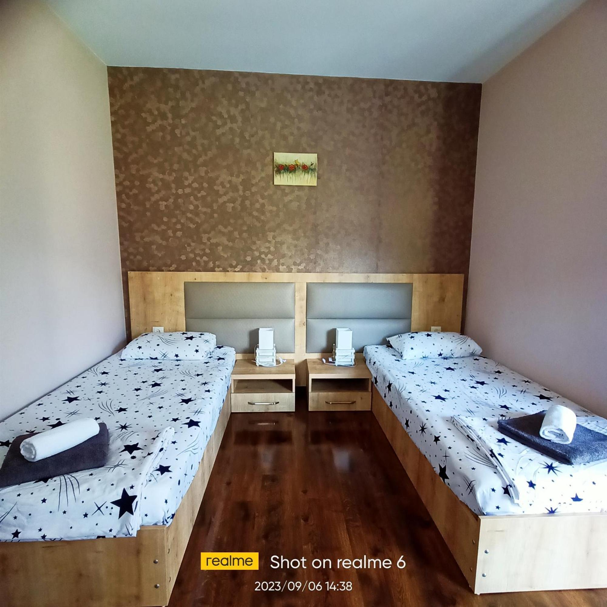 House B&B เมสเตีย ภายนอก รูปภาพ