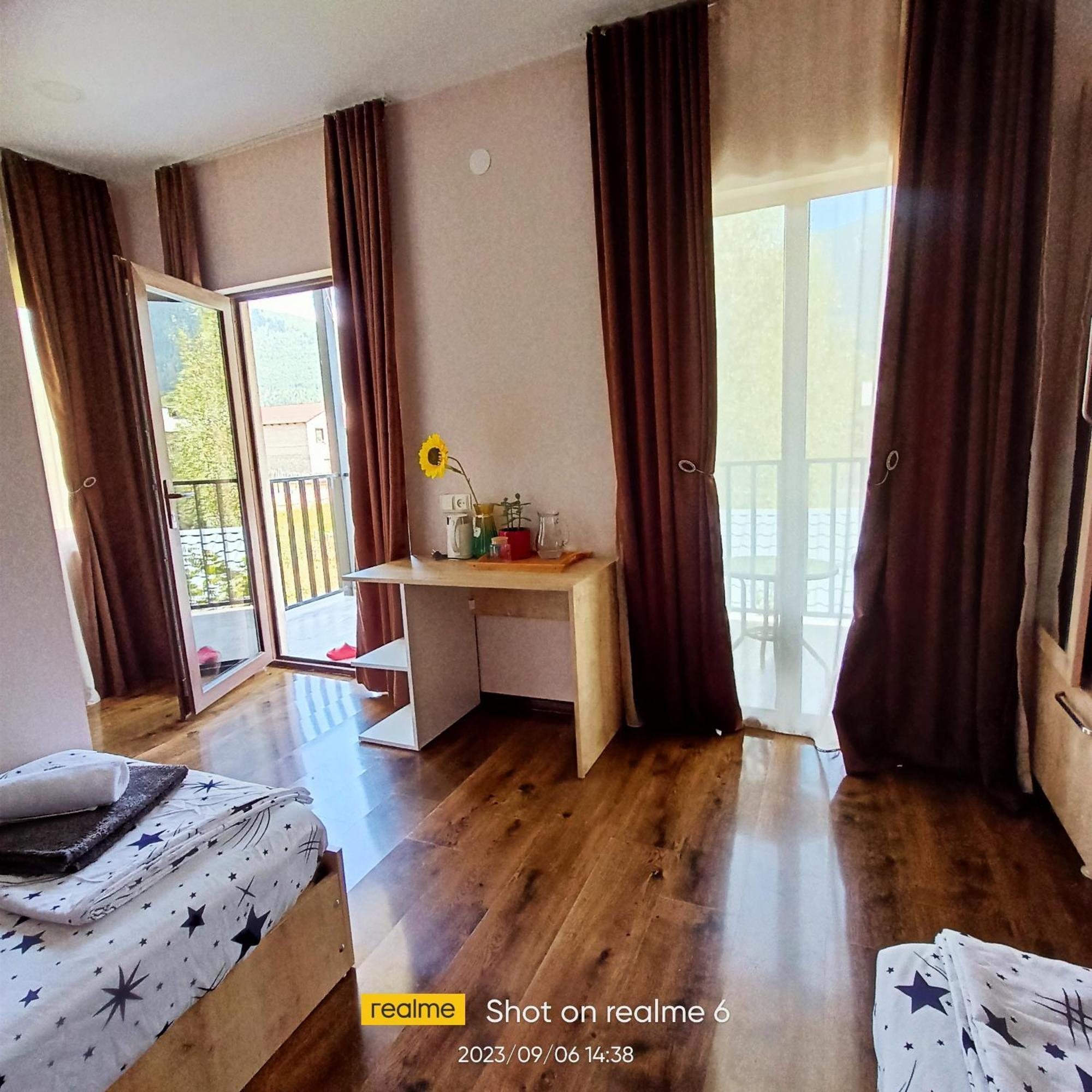 House B&B เมสเตีย ภายนอก รูปภาพ