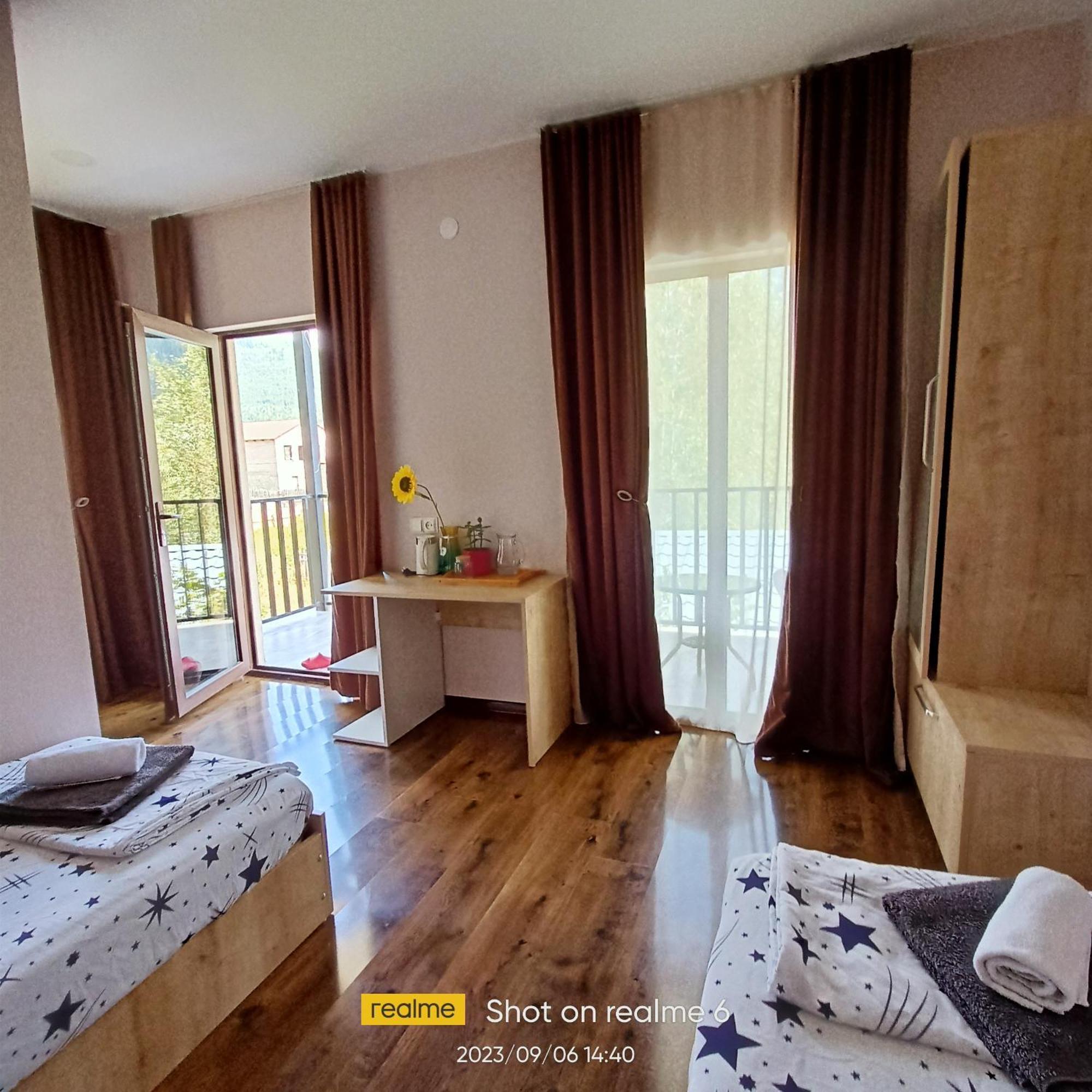 House B&B เมสเตีย ภายนอก รูปภาพ