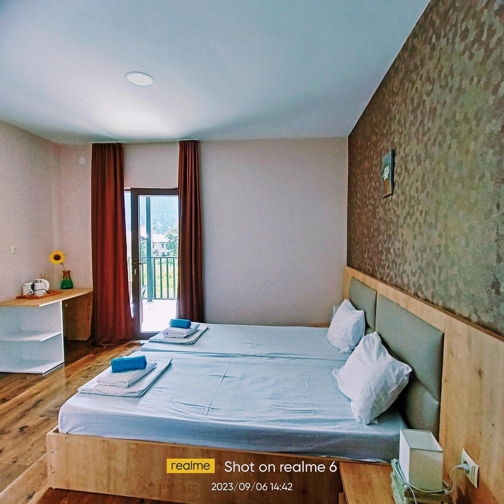 House B&B เมสเตีย ภายนอก รูปภาพ