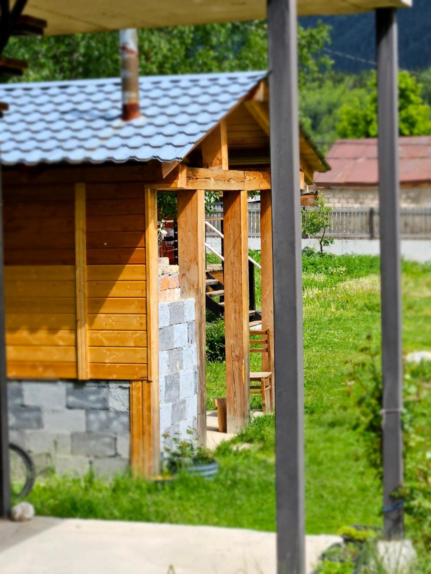 House B&B เมสเตีย ภายนอก รูปภาพ