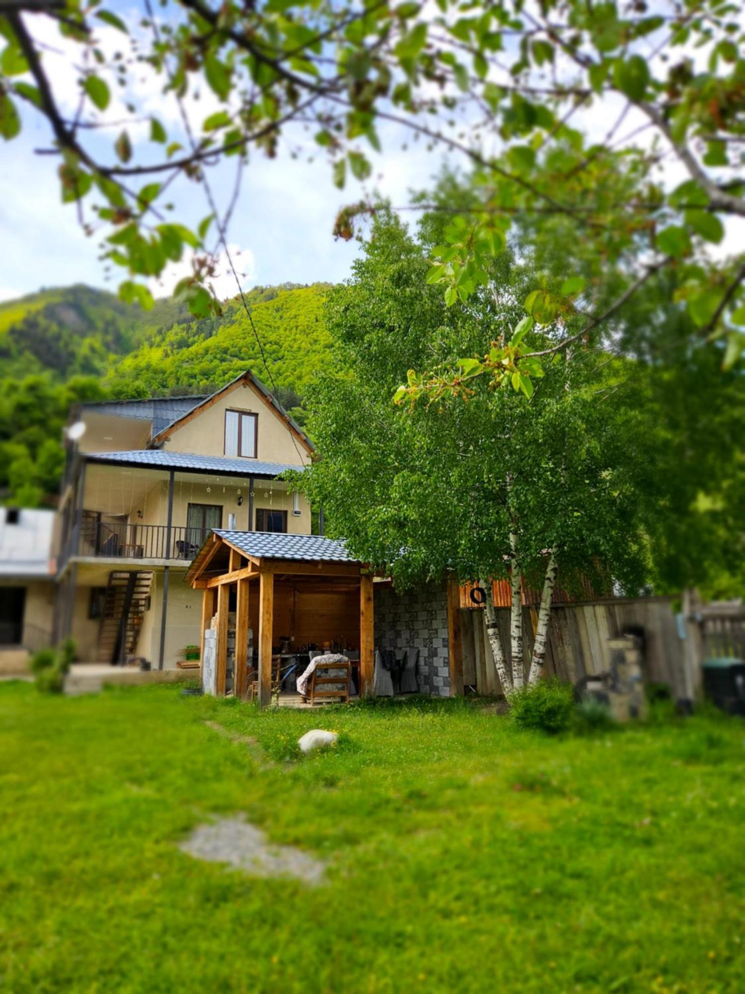 House B&B เมสเตีย ภายนอก รูปภาพ