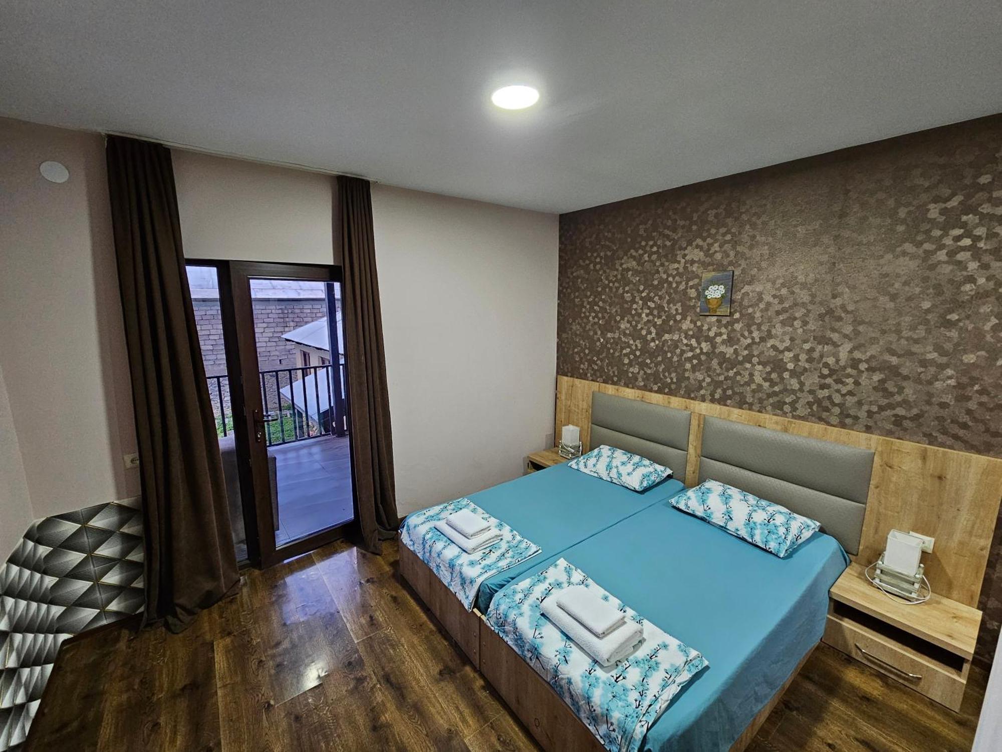 House B&B เมสเตีย ภายนอก รูปภาพ
